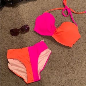 NWT Victoria’s Secret Bikini Bottom Size Large